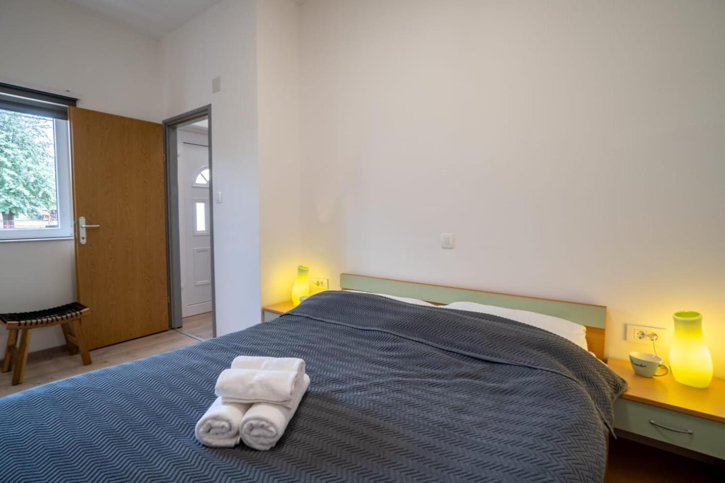 Apartman Mihovil Gospić Eksteriør bilde