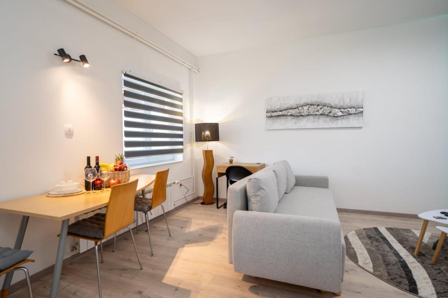 Apartman Mihovil Gospić Eksteriør bilde